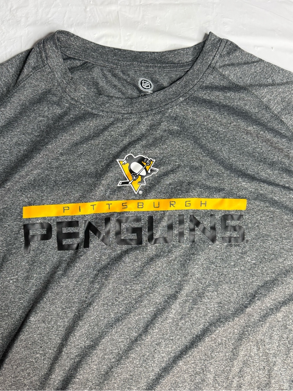 Pittsburgh Penguins NHL Gray Performance T Shirt Mens XL Hockey